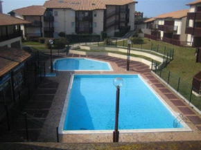 Appartement T1 à 50m du lac avec piscine, salle de jeux et parking, idéal famille/amis - FR-1-379-63
